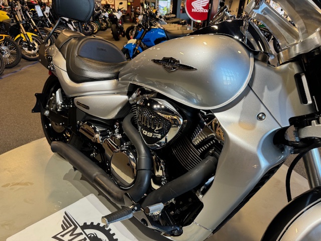 2014 Suzuki Boulevard M109R Limited Edition at Martin Moto