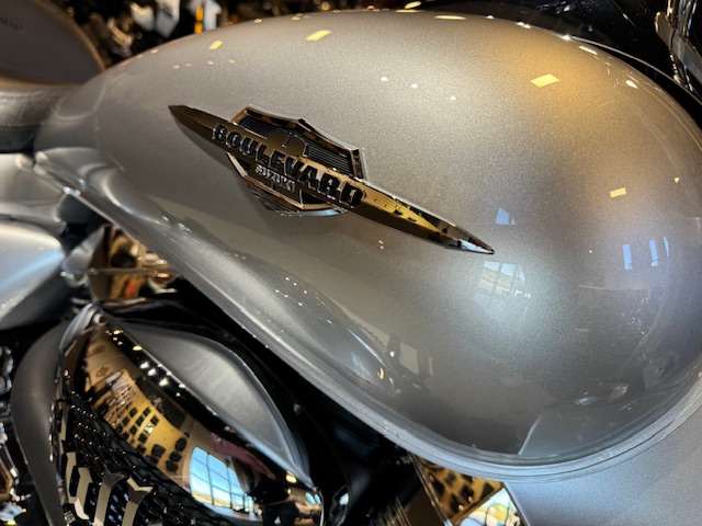 2014 Suzuki Boulevard M109R Limited Edition at Martin Moto