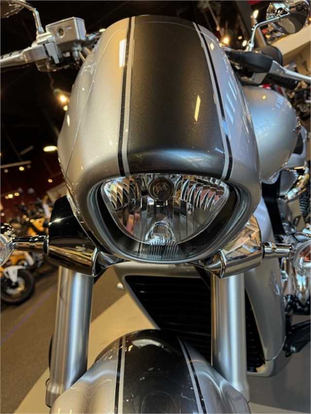 2014 Suzuki Boulevard M109R Limited Edition at Martin Moto