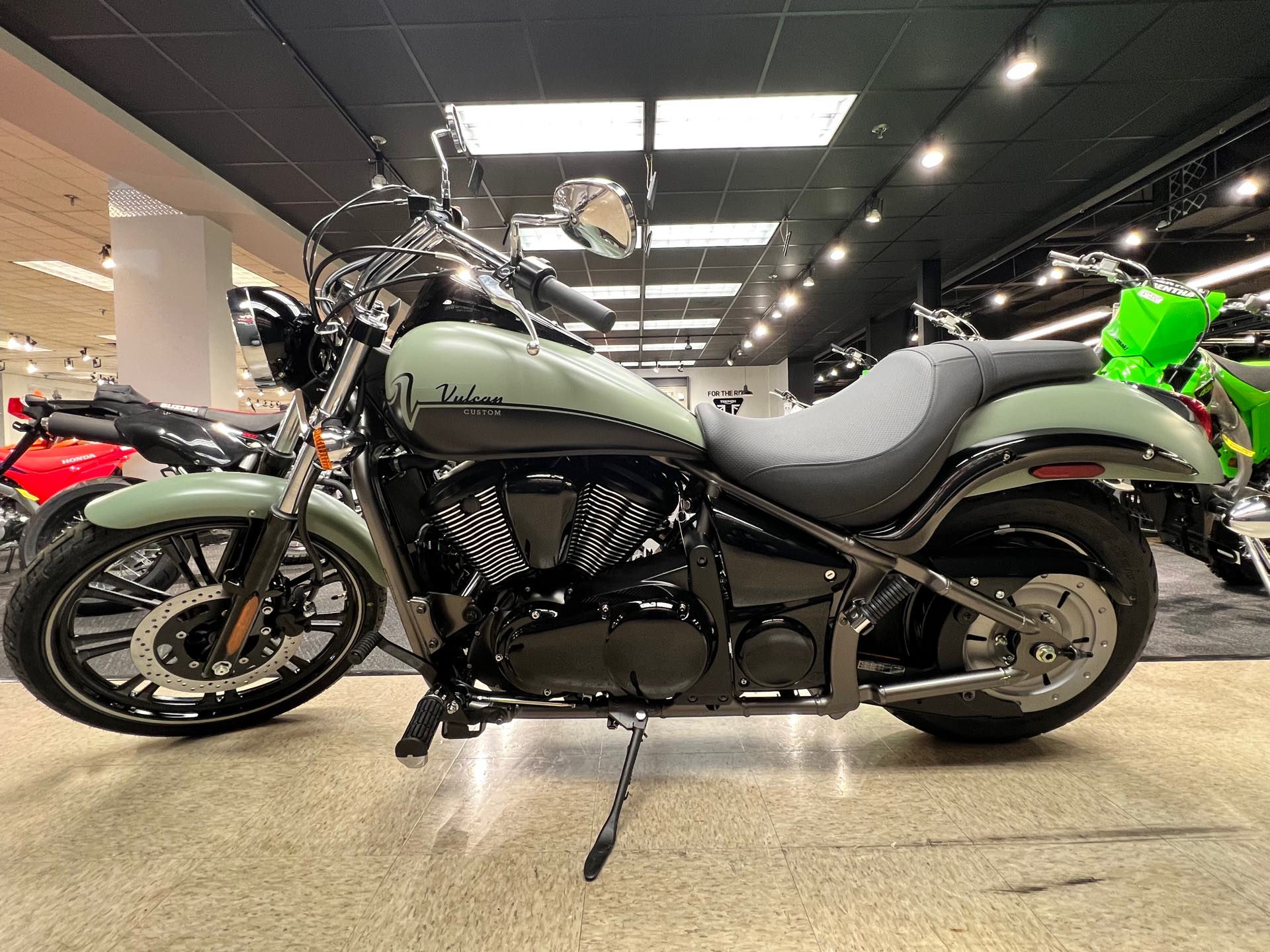 2023 Kawasaki Vulcan 900 Custom at Sloans Motorcycle ATV, Murfreesboro, TN, 37129