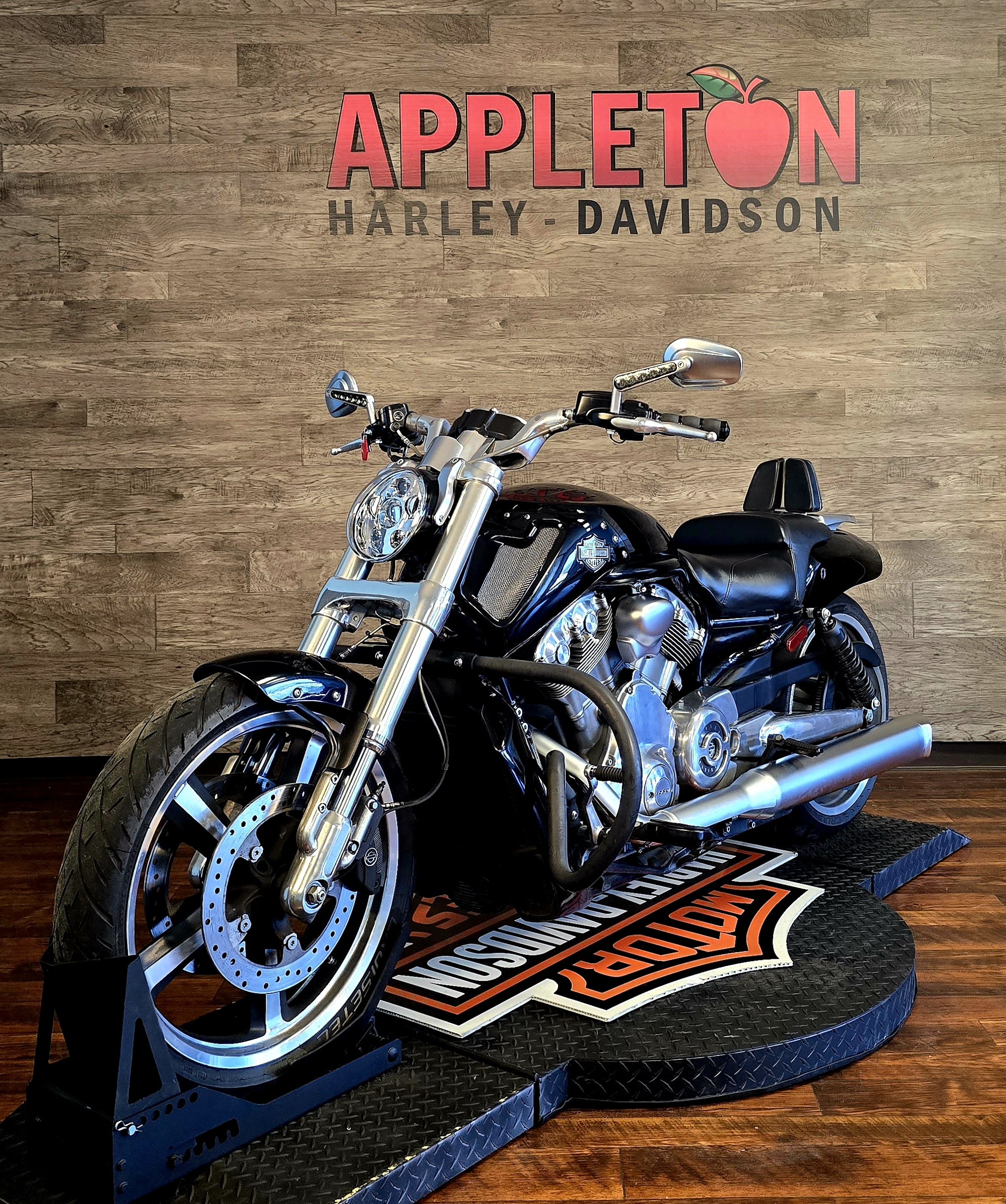 2015 Harley-Davidson V-Rod V-Rod Muscle at Appleton Harley-Davidson