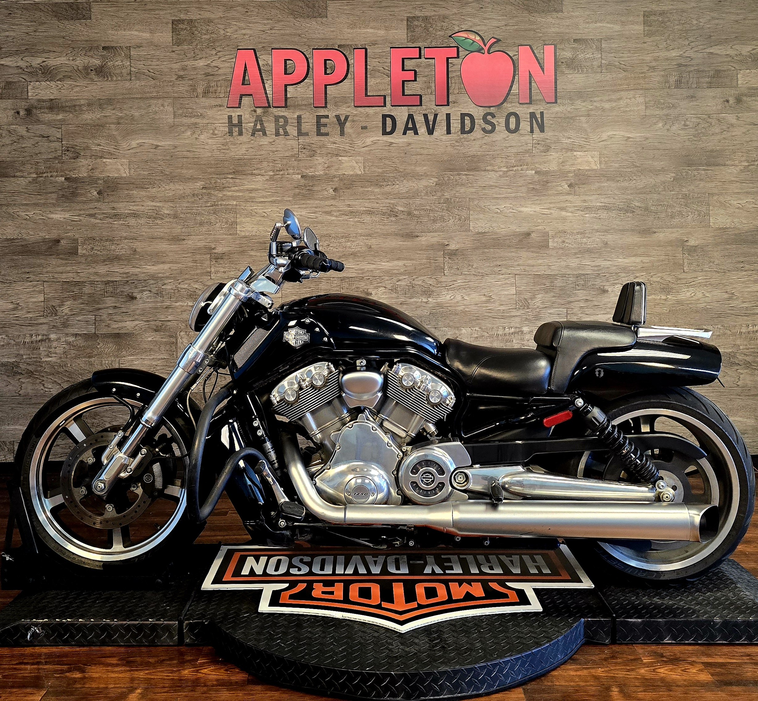 2015 Harley-Davidson V-Rod V-Rod Muscle at Appleton Harley-Davidson