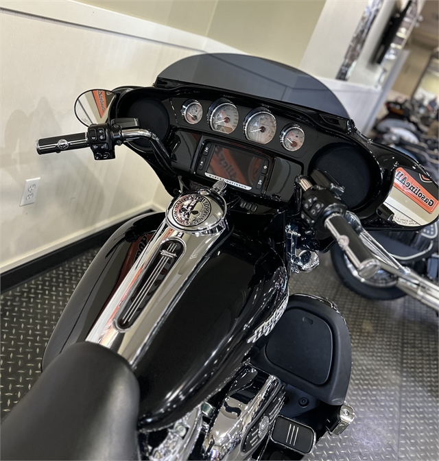 2017 Harley-Davidson Street Glide Special at Gasoline Alley Harley-Davidson