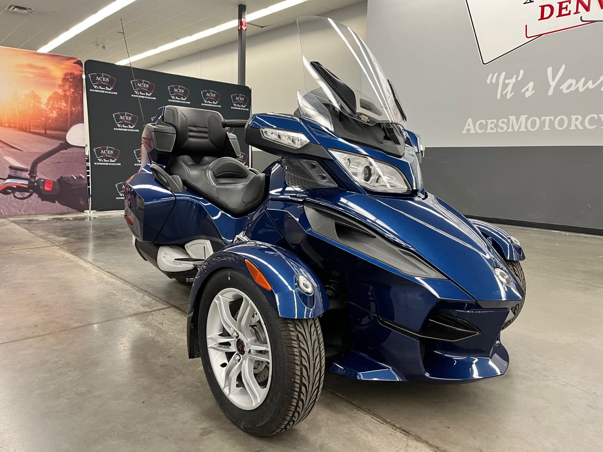 2011 Can-Am Spyder Roadster RT at Aces Motorcycles - Denver