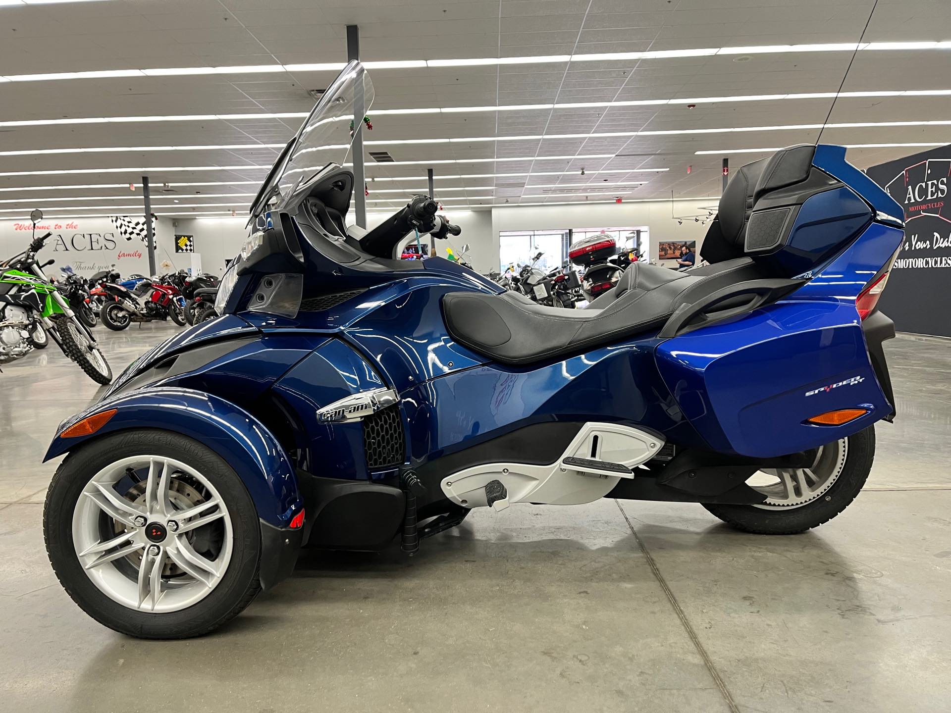 2011 Can-Am Spyder Roadster RT at Aces Motorcycles - Denver