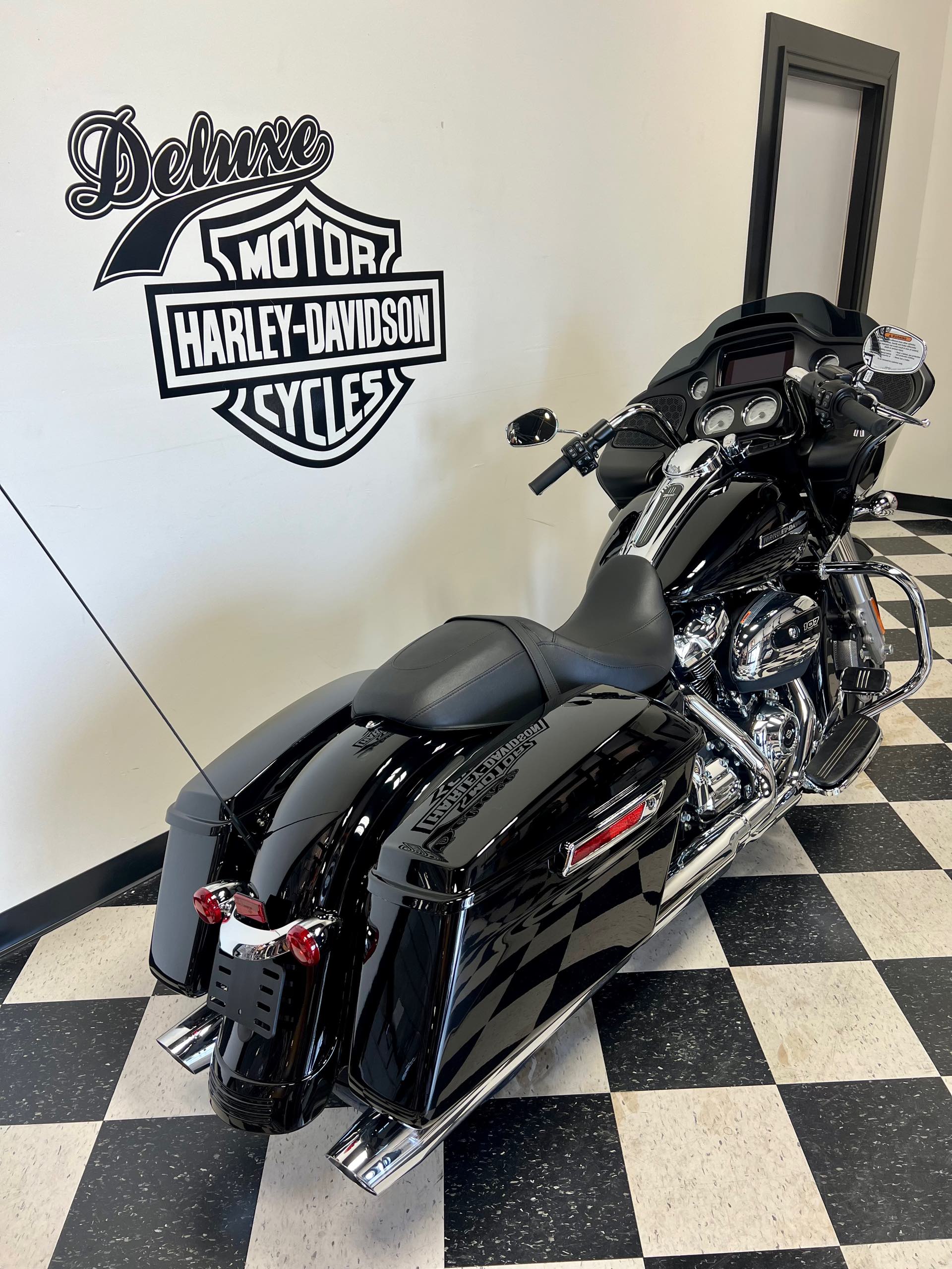 2023 Harley-Davidson Road Glide Base at Deluxe Harley Davidson