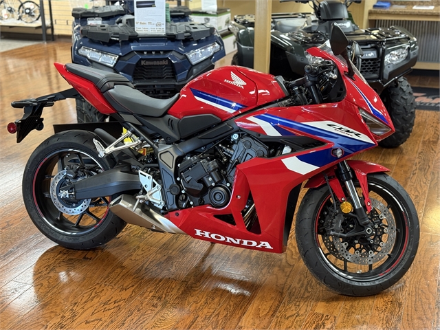 2025 Honda CBR650R E-Clutch at Ehlerding Motorsports