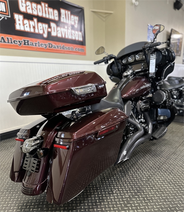 2018 Harley-Davidson Street Glide Special at Gasoline Alley Harley-Davidson