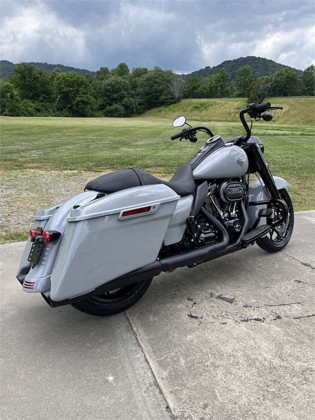 2024 Harley-Davidson Road King Special at Harley-Davidson of Asheville