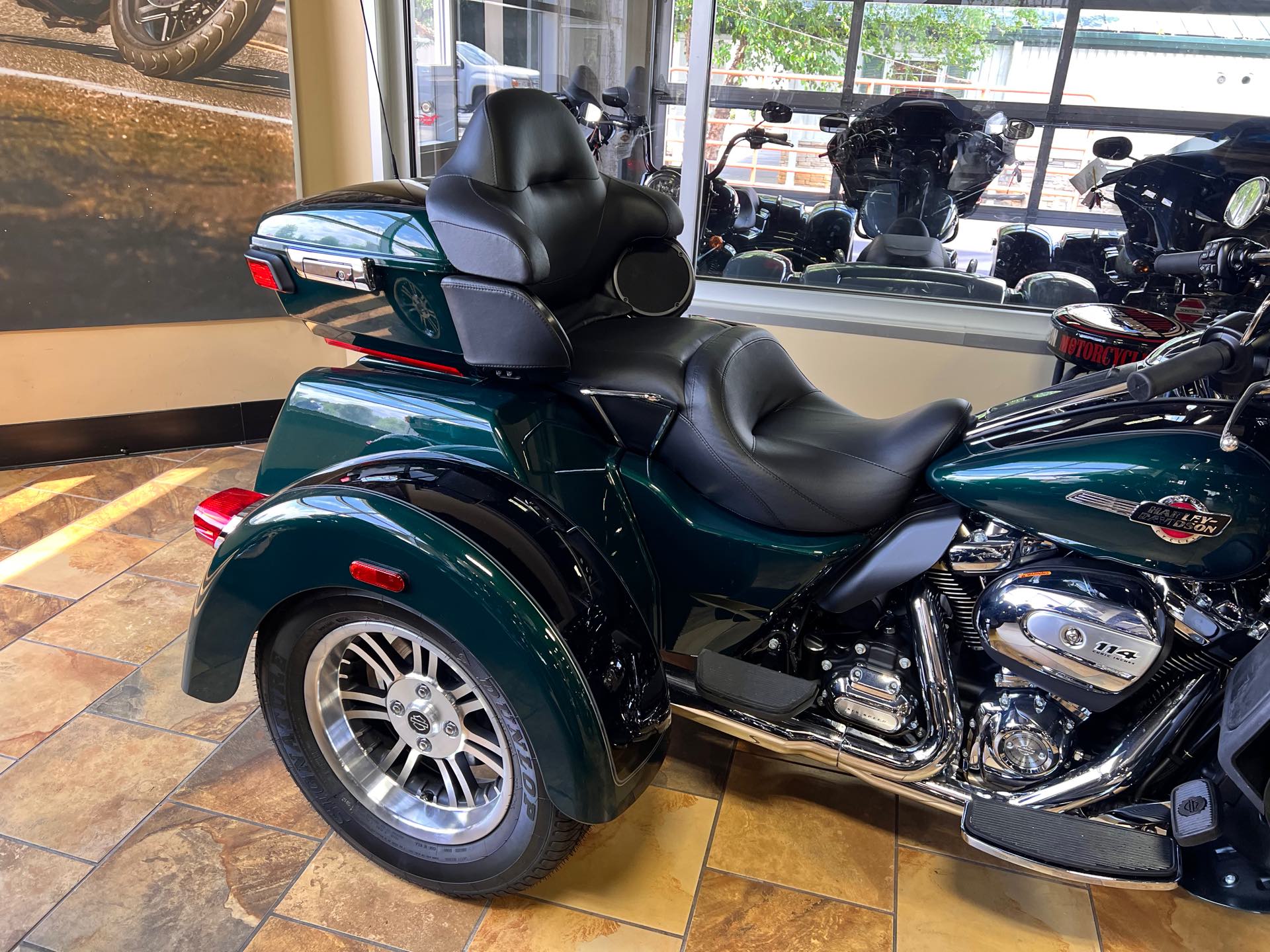 2024 Harley-Davidson Trike Tri Glide Ultra at Man O'War Harley-Davidson®