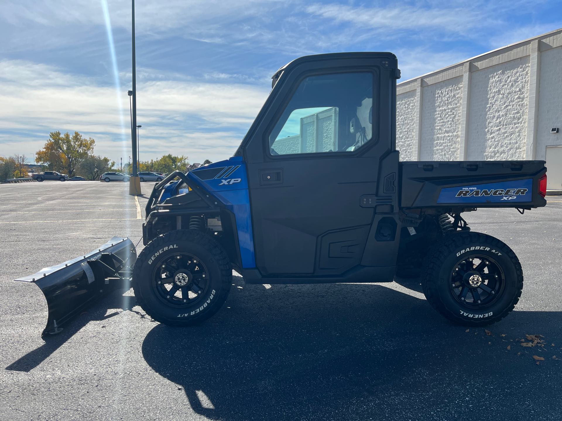 2014 Polaris Ranger XP 900 EPS Blue Fire LE at Mount Rushmore Motorsports