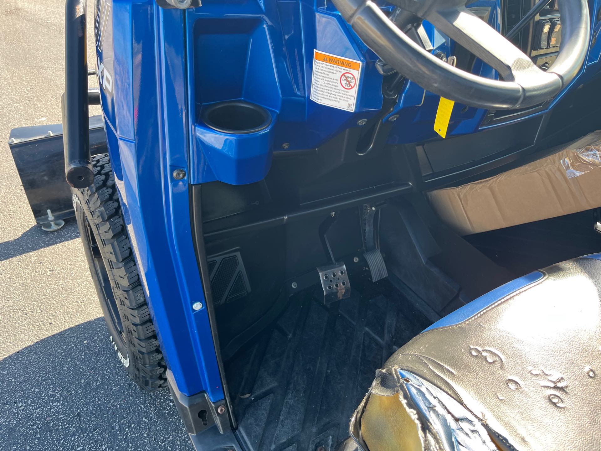 2014 Polaris Ranger XP 900 EPS Blue Fire LE at Mount Rushmore Motorsports