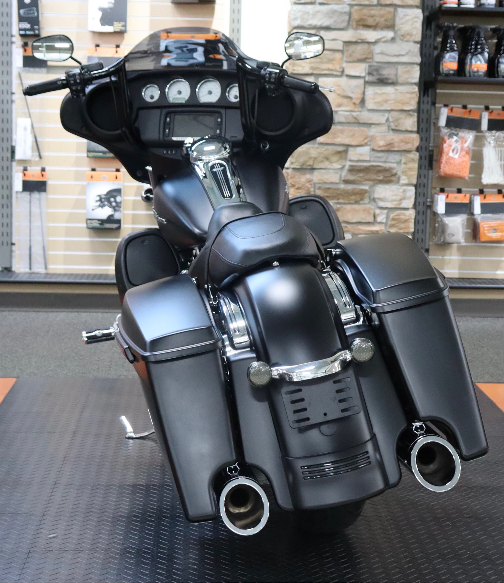 2017 Harley-Davidson Street Glide Special at Destination Harley-Davidson®, Silverdale, WA 98383