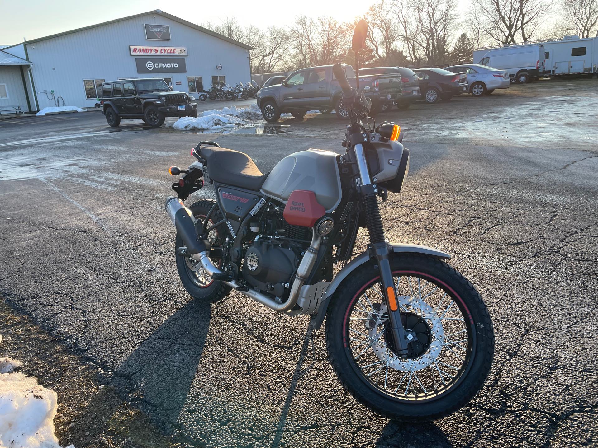 2023 Royal Enfield Scram 411 at Randy's Cycle