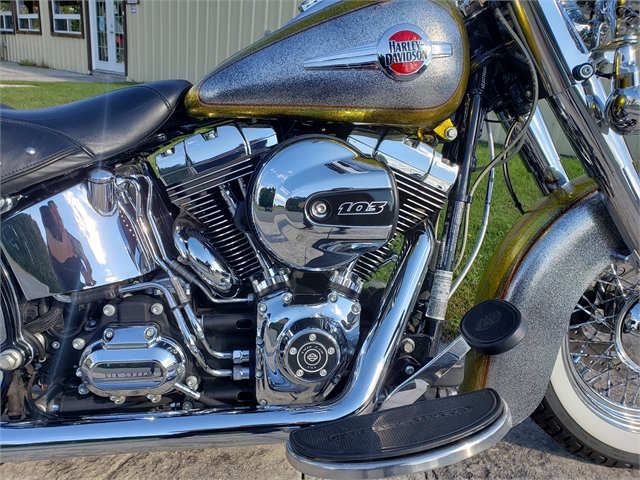 2017 Harley-Davidson FLSTC HERITAGE SOFTAIL CLASSIC at Classy Chassis & Cycles