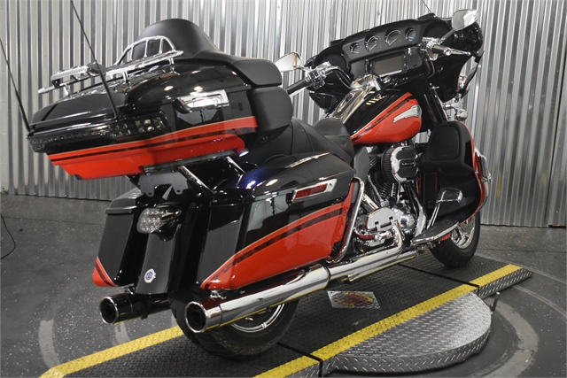 2016 Harley-Davidson Electra Glide CVO Limited at Teddy Morse's Grand Junction Harley-Davidson