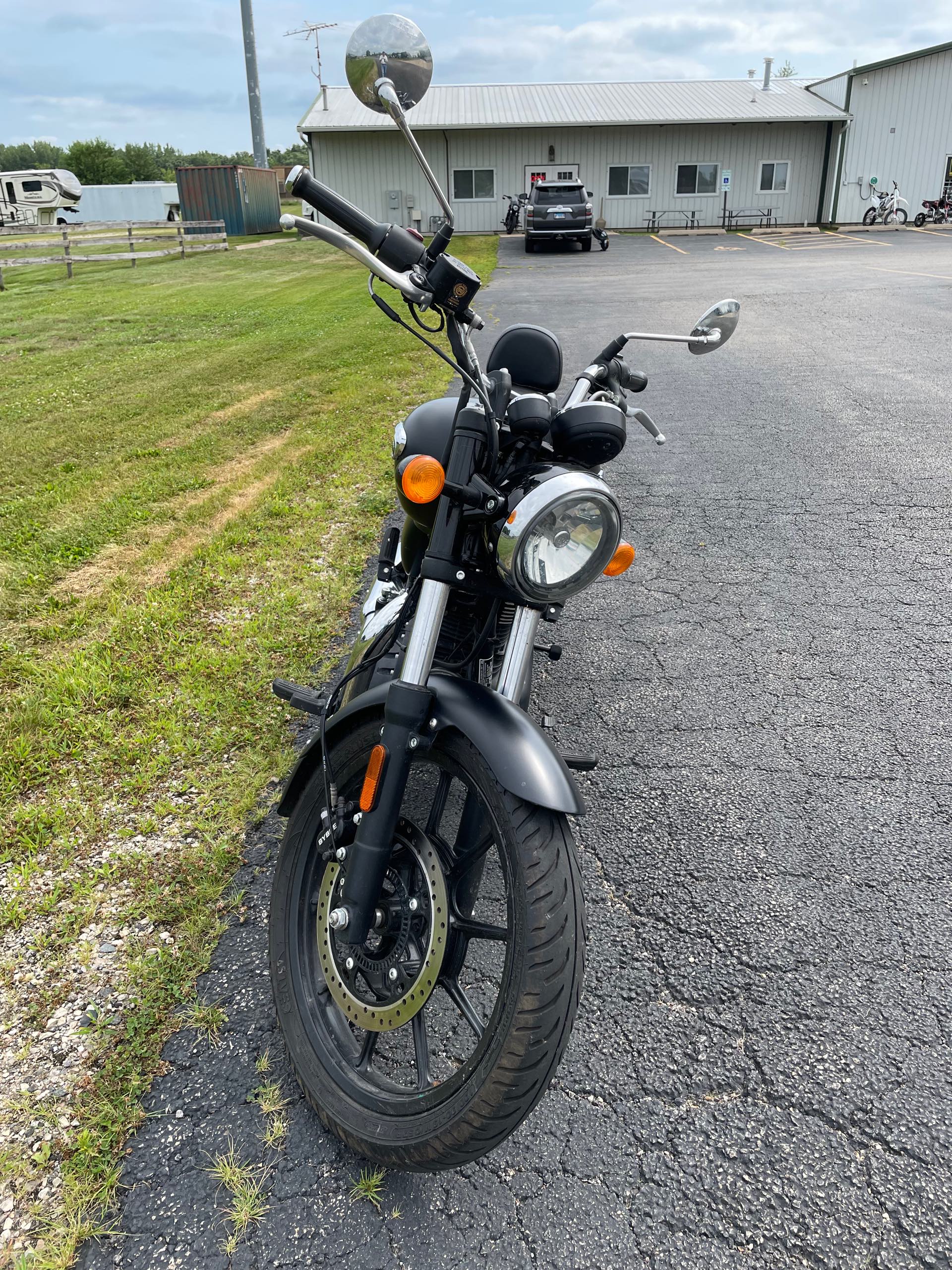 2022 Royal Enfield Meteor 350 at Randy's Cycle