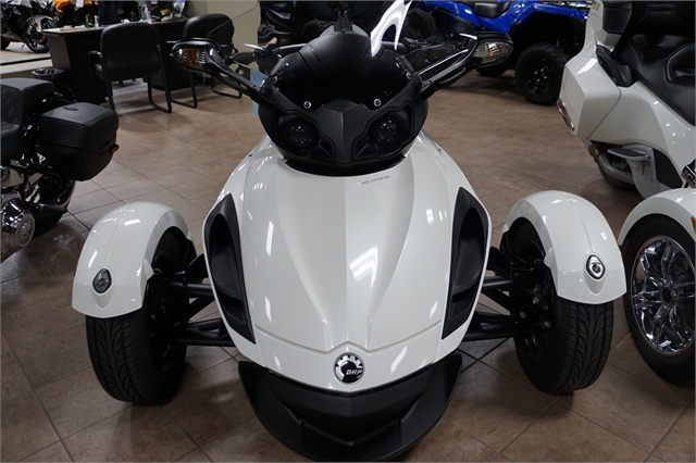 2010 Can-Am Spyder Roadster RS-S at Clawson Motorsports
