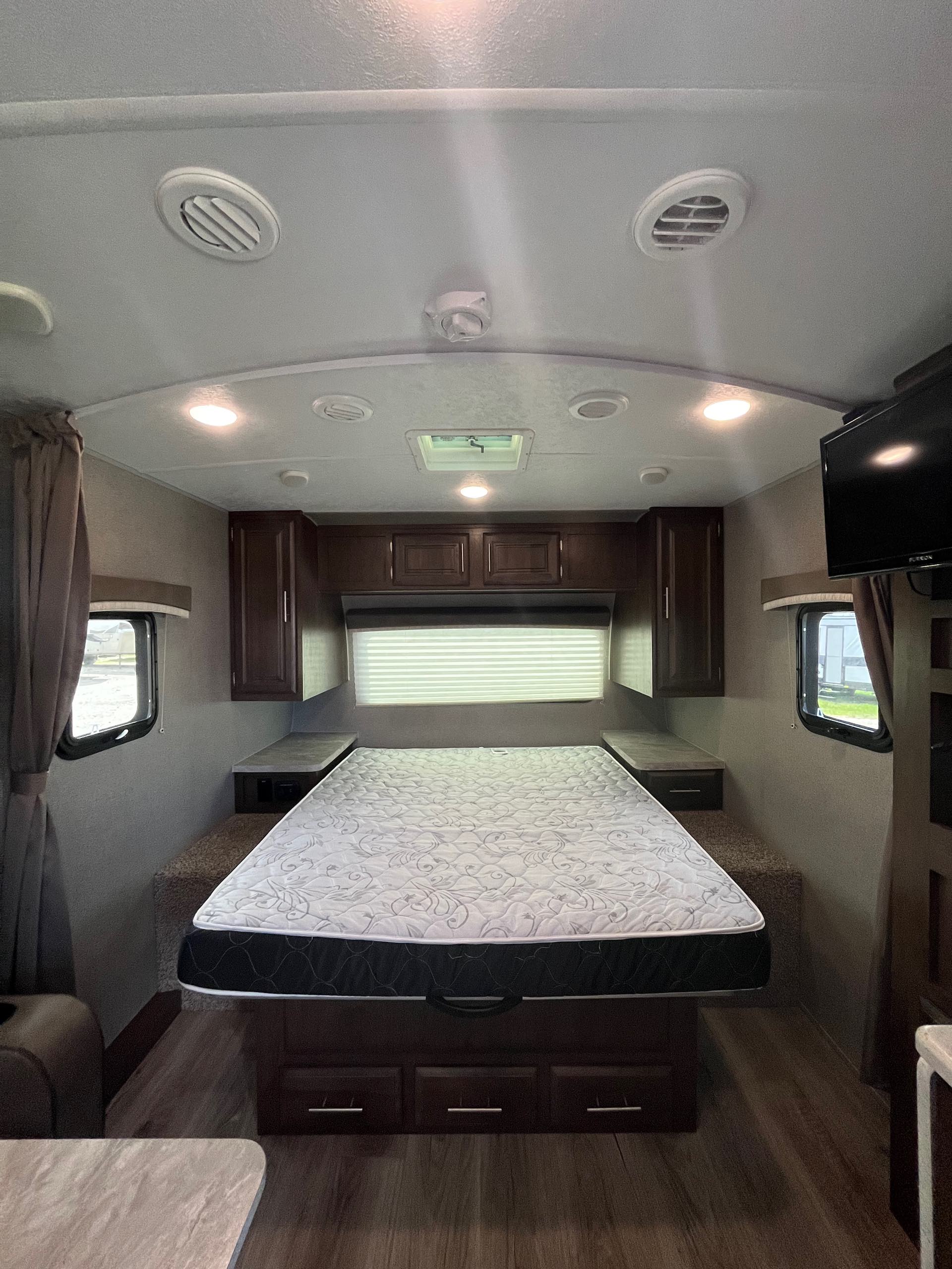 2020 Forest River Flagstaff Micro Lite 21FBRS at Prosser's Premium RV Outlet