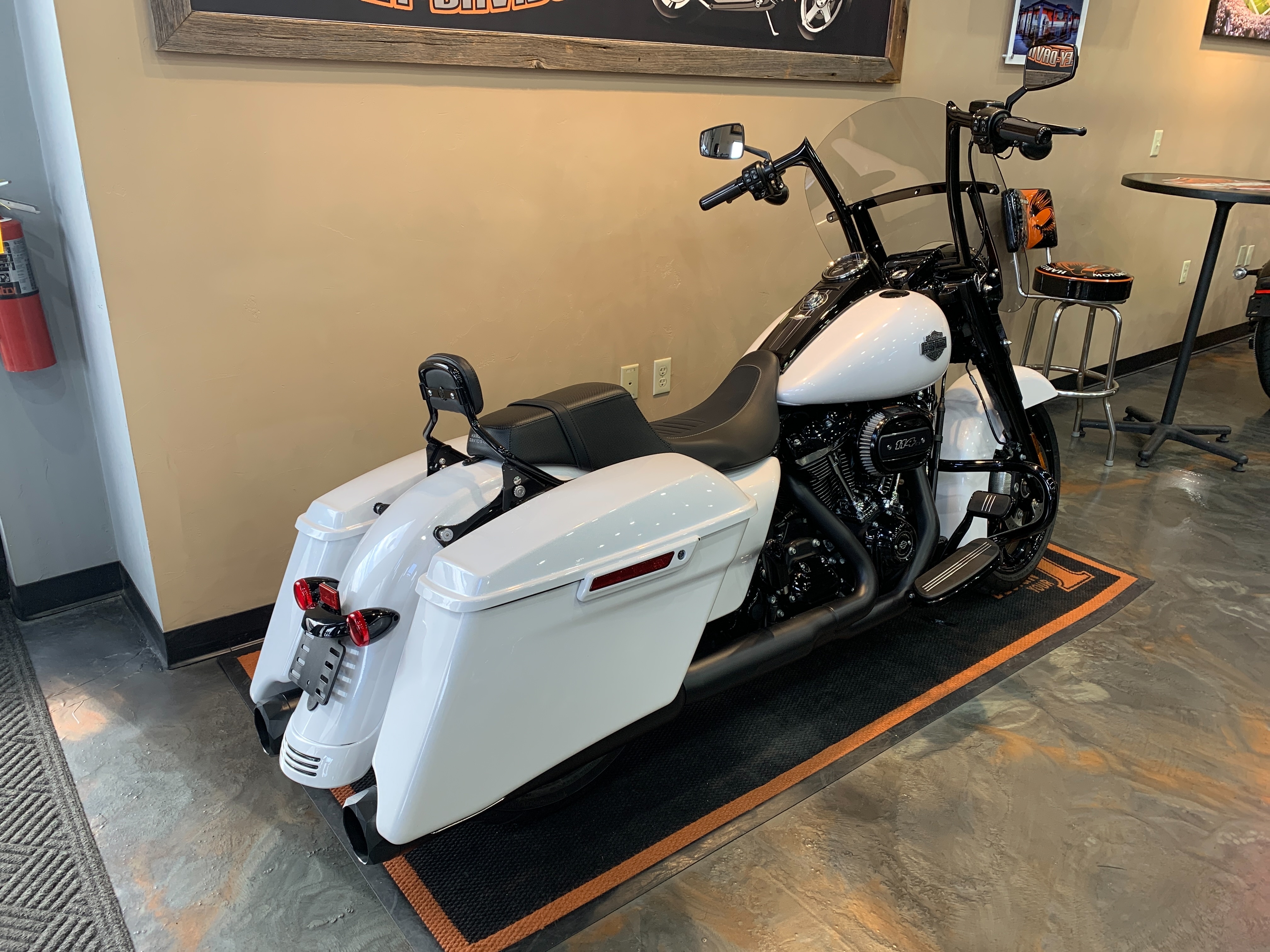 2024 Harley-Davidson Road King Special at Vandervest Harley-Davidson, Green Bay, WI 54303