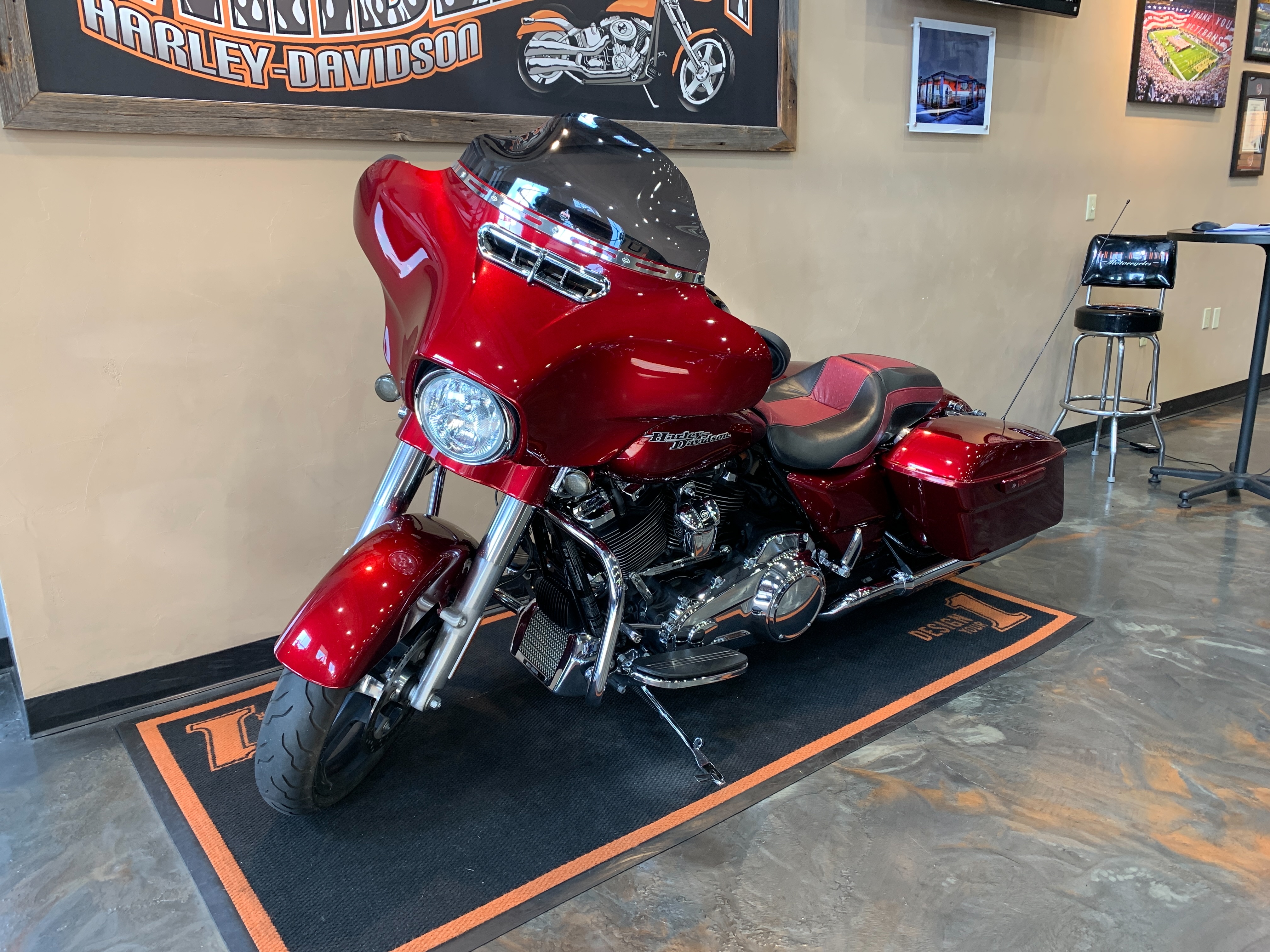 2017 Harley-Davidson Street Glide Special at Vandervest Harley-Davidson, Green Bay, WI 54303