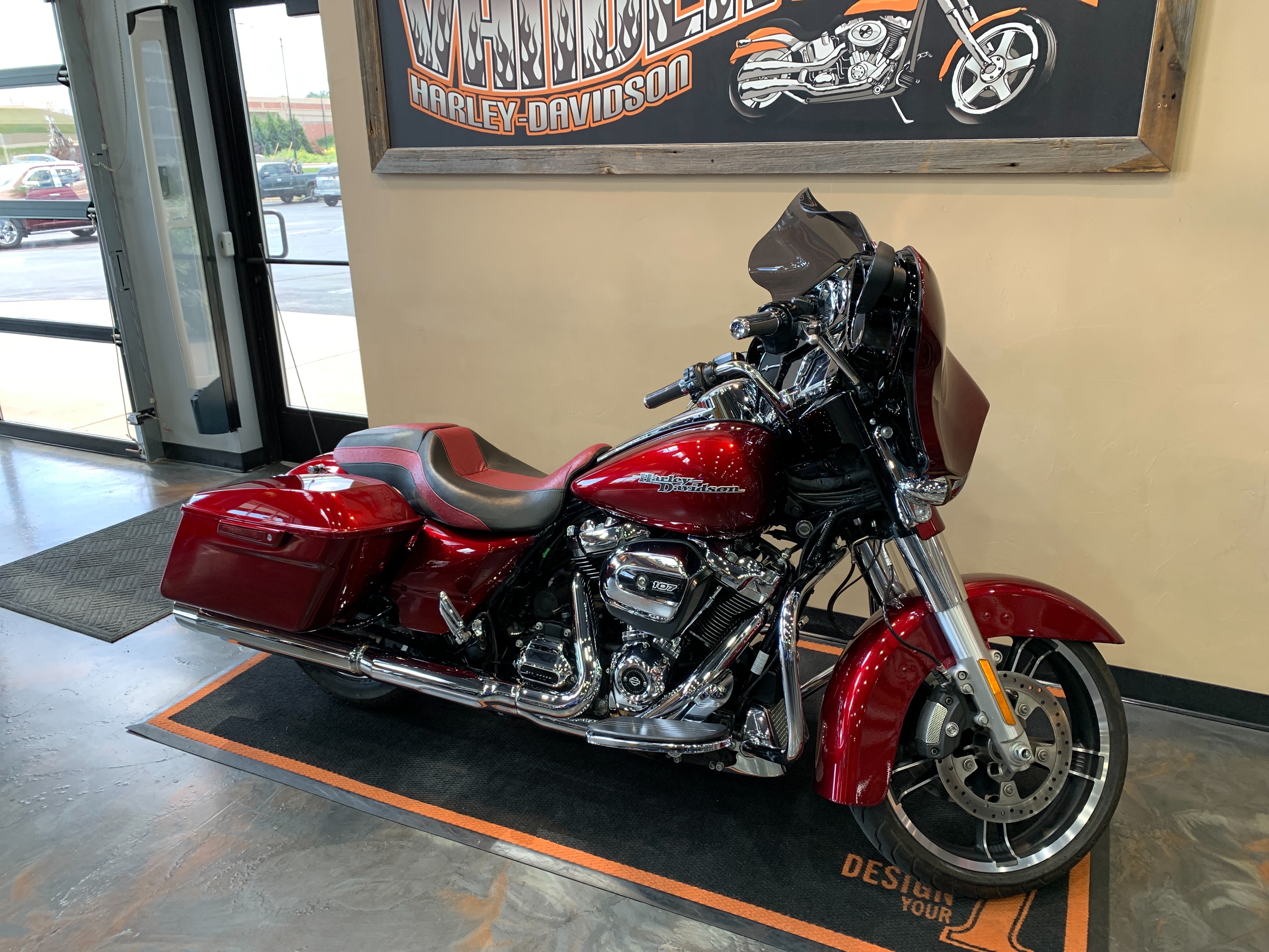 2017 Harley-Davidson Street Glide Special at Vandervest Harley-Davidson, Green Bay, WI 54303