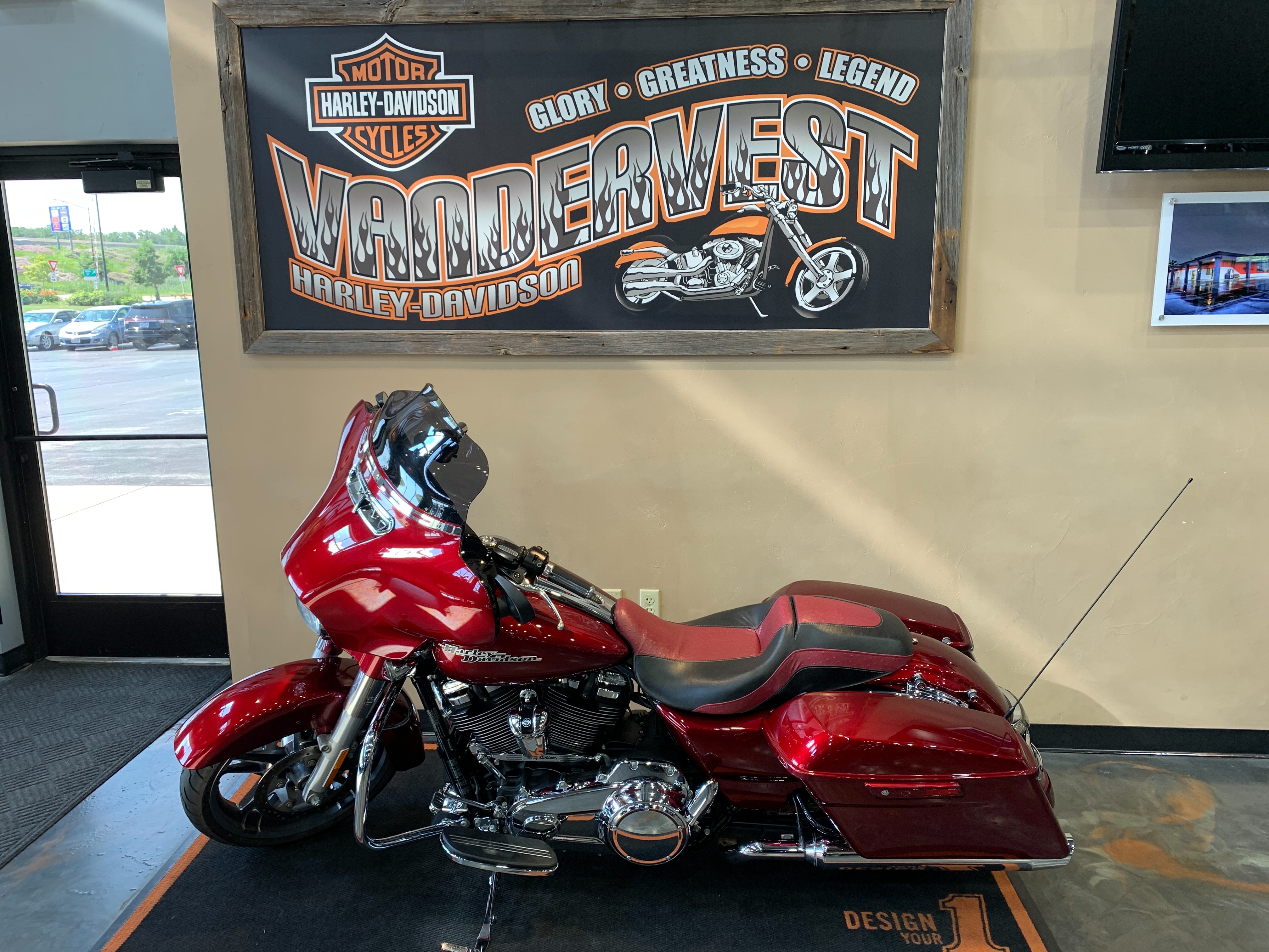 2017 Harley-Davidson Street Glide Special at Vandervest Harley-Davidson, Green Bay, WI 54303