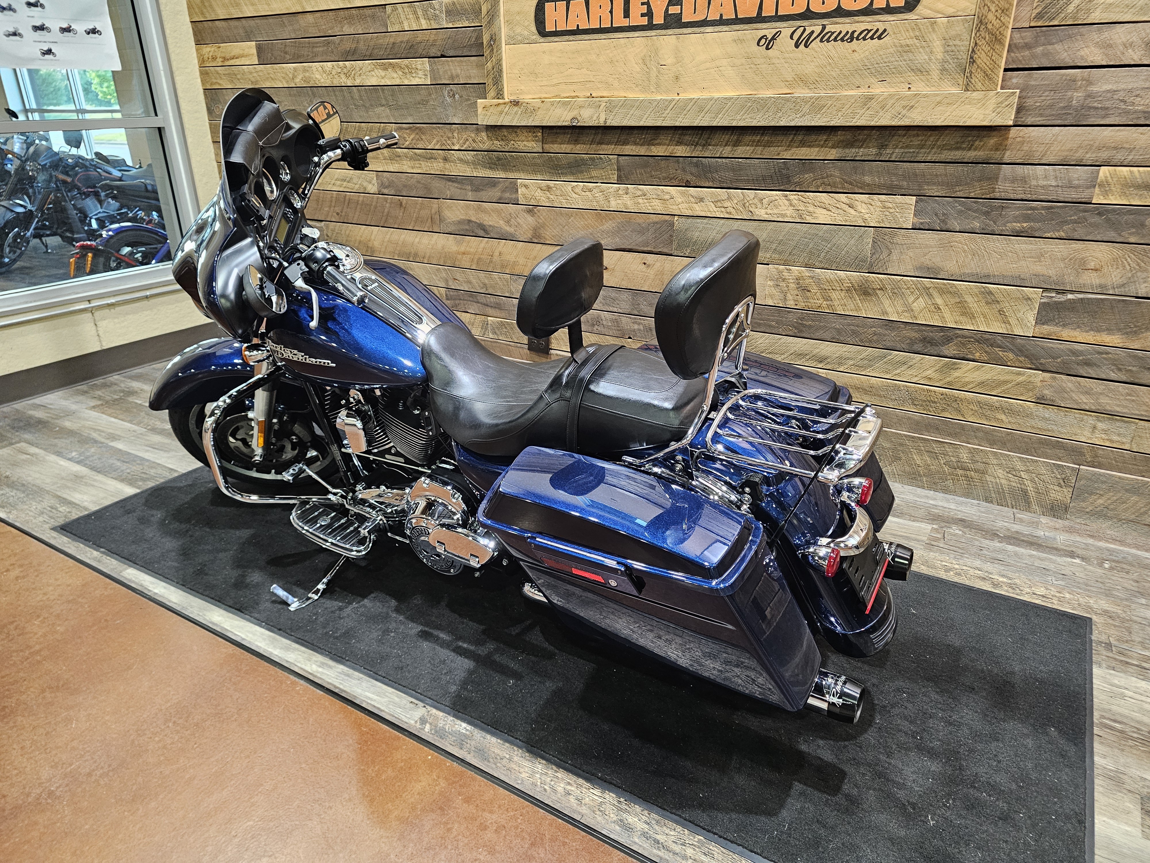 2012 Harley-Davidson Street Glide Base at Bull Falls Harley-Davidson