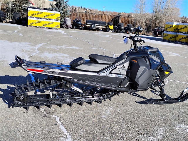 2025 Ski-Doo Summit Adrenaline with Edge Package 850 E-TEC 165 3.0 at Power World Sports, Granby, CO 80446