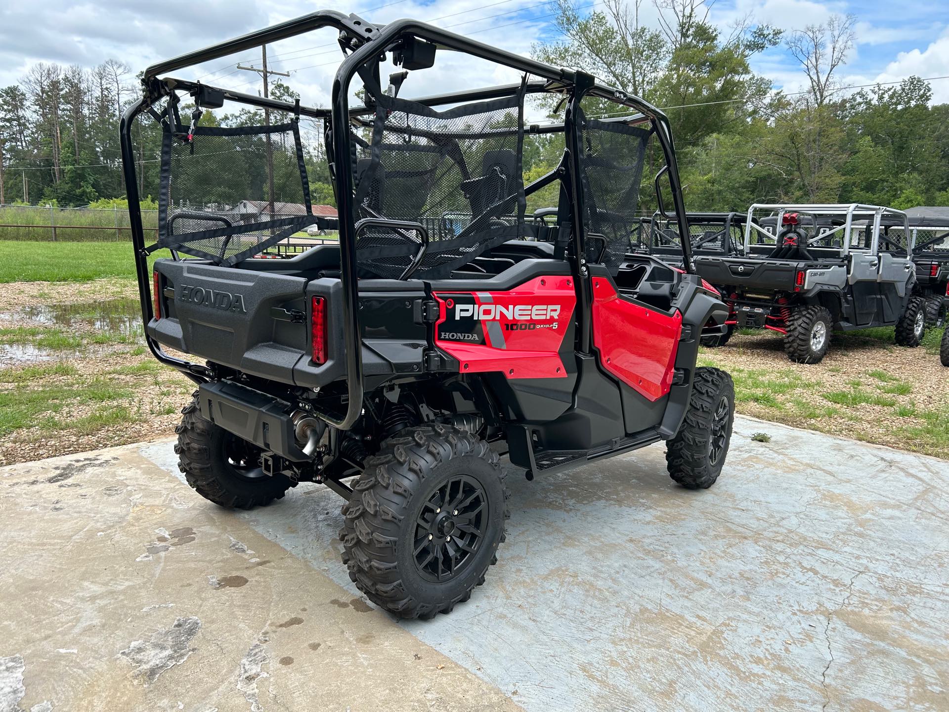 2024 HONDA SXS10M5DR Deluxe at ATV Zone, LLC