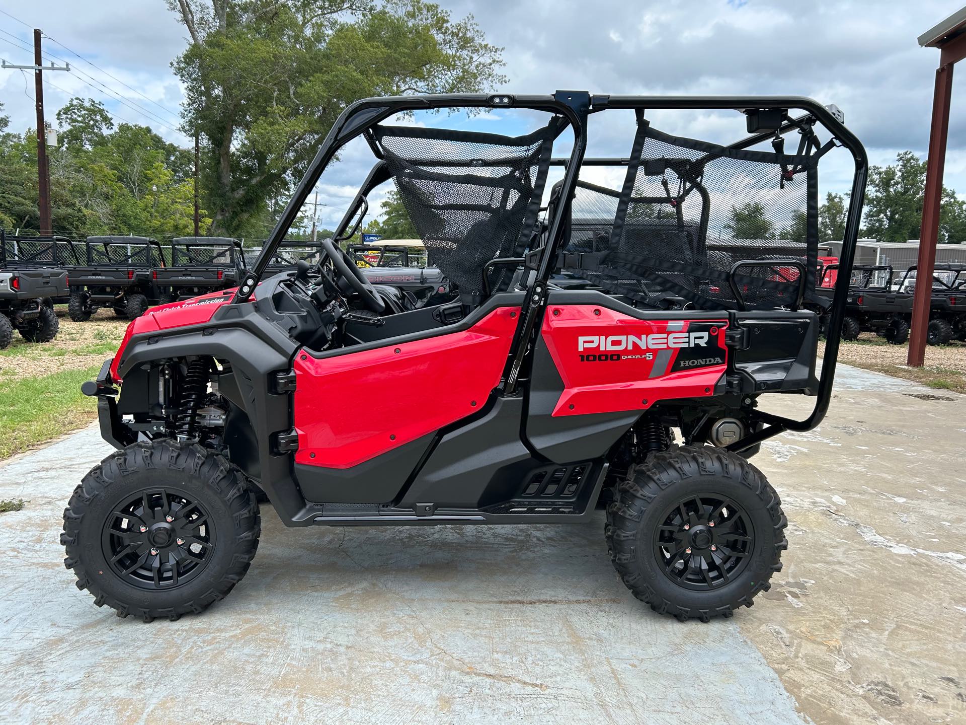 2024 HONDA SXS10M5DR Deluxe at ATV Zone, LLC