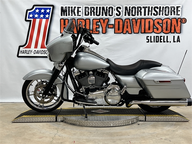 2015 Harley-Davidson Street Glide Special at Mike Bruno's Northshore Harley-Davidson