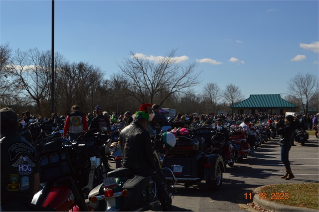 2023 Nov 18 Henderson County Toy Run Photos at Smoky Mountain HOG