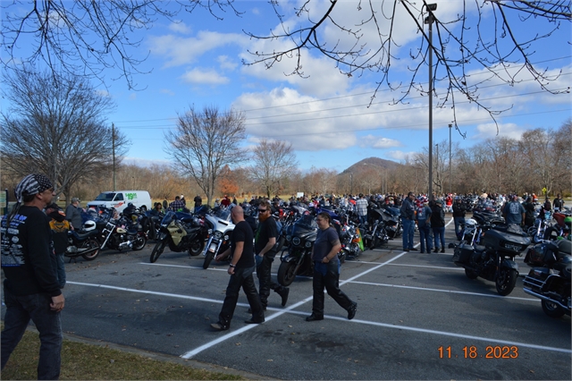 2023 Nov 18 Henderson County Toy Run Photos at Smoky Mountain HOG