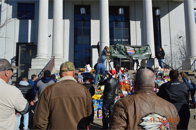 2023 Nov 18 Henderson County Toy Run Photos at Smoky Mountain HOG