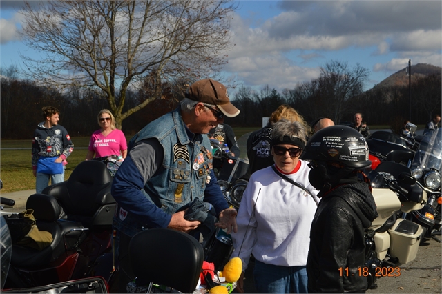 2023 Nov 18 Henderson County Toy Run Photos at Smoky Mountain HOG