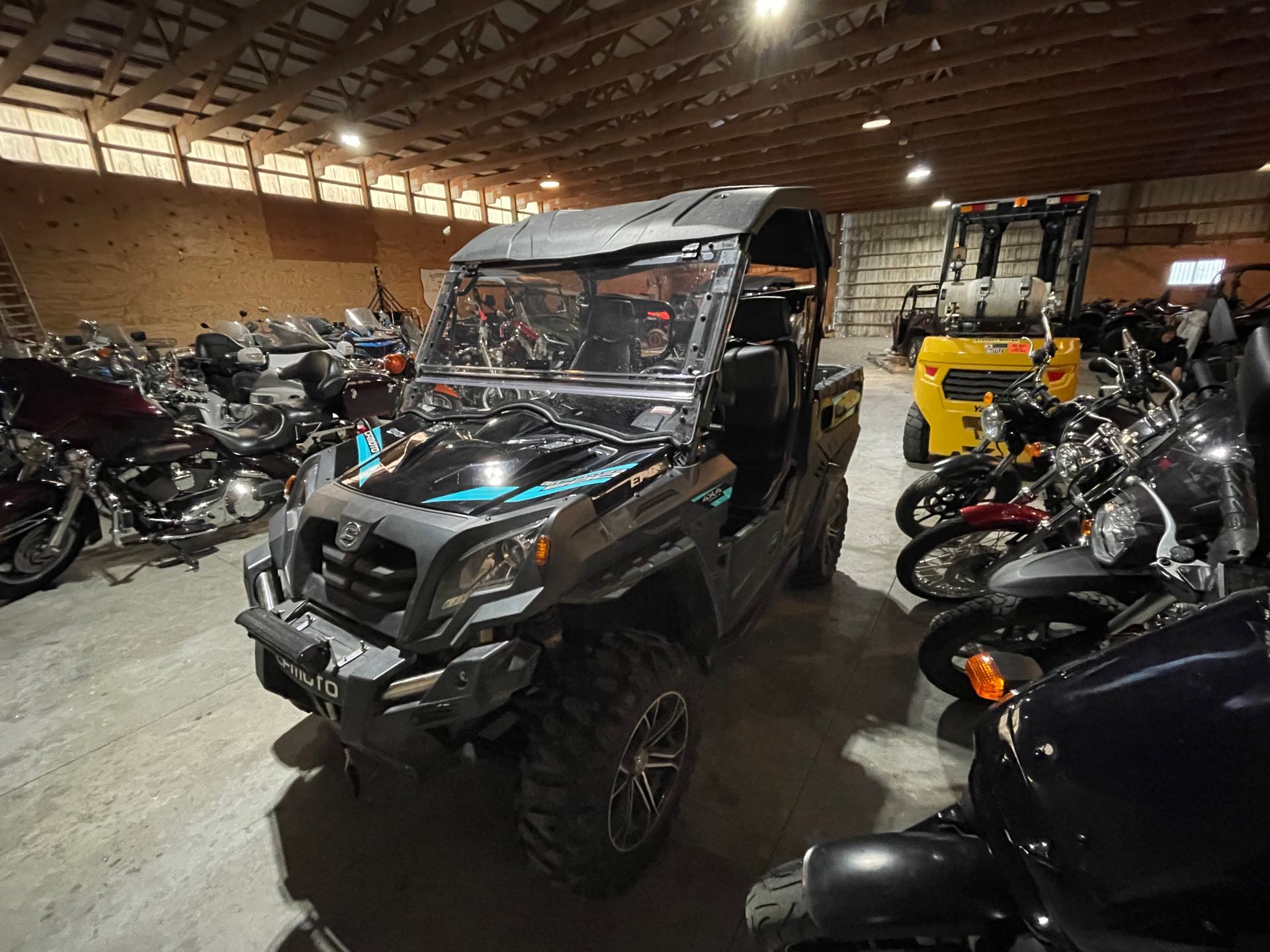 2019 CFMOTO UFORCE 800 at Randy's Cycle