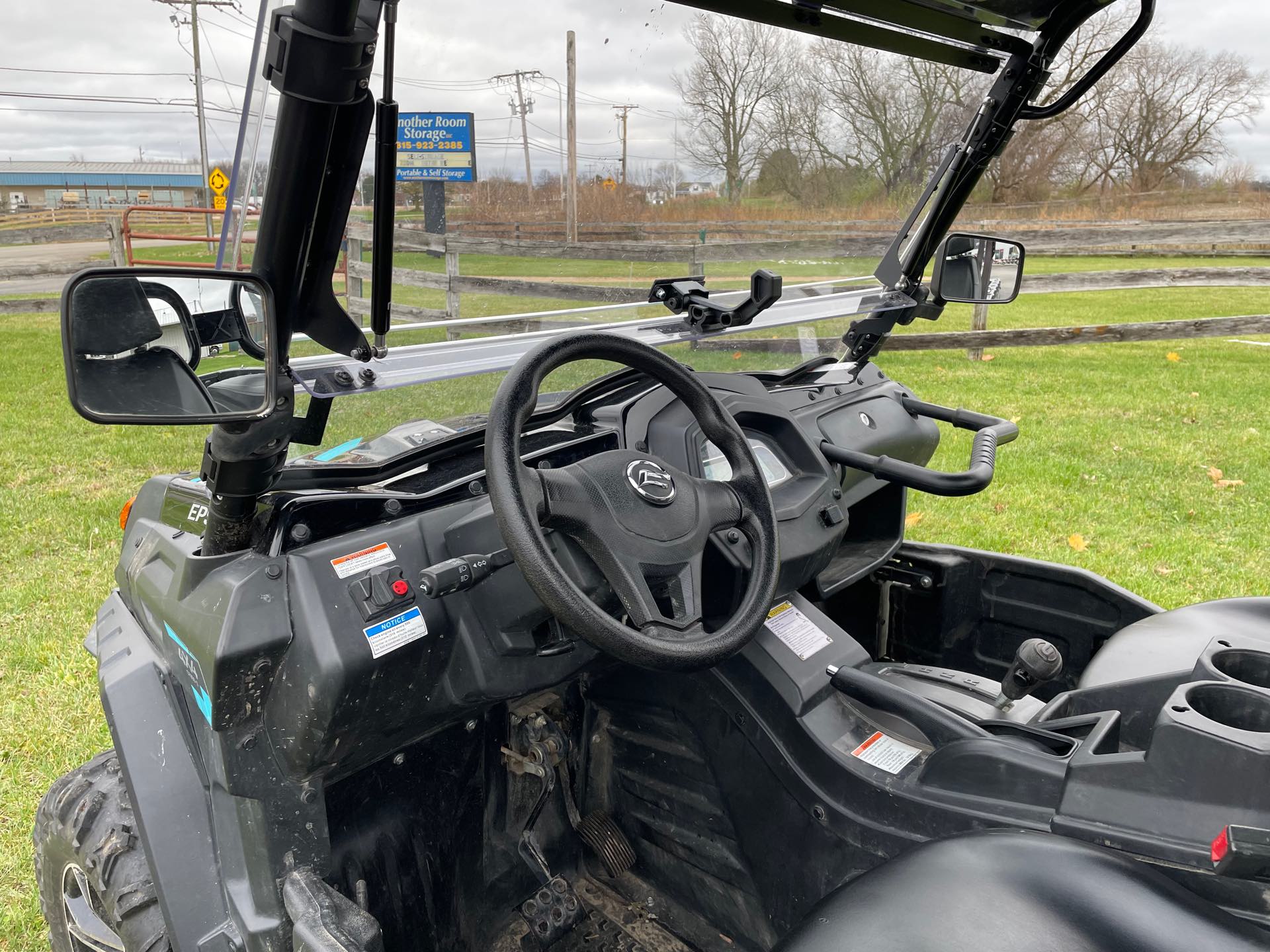 2019 CFMOTO UFORCE 800 at Randy's Cycle