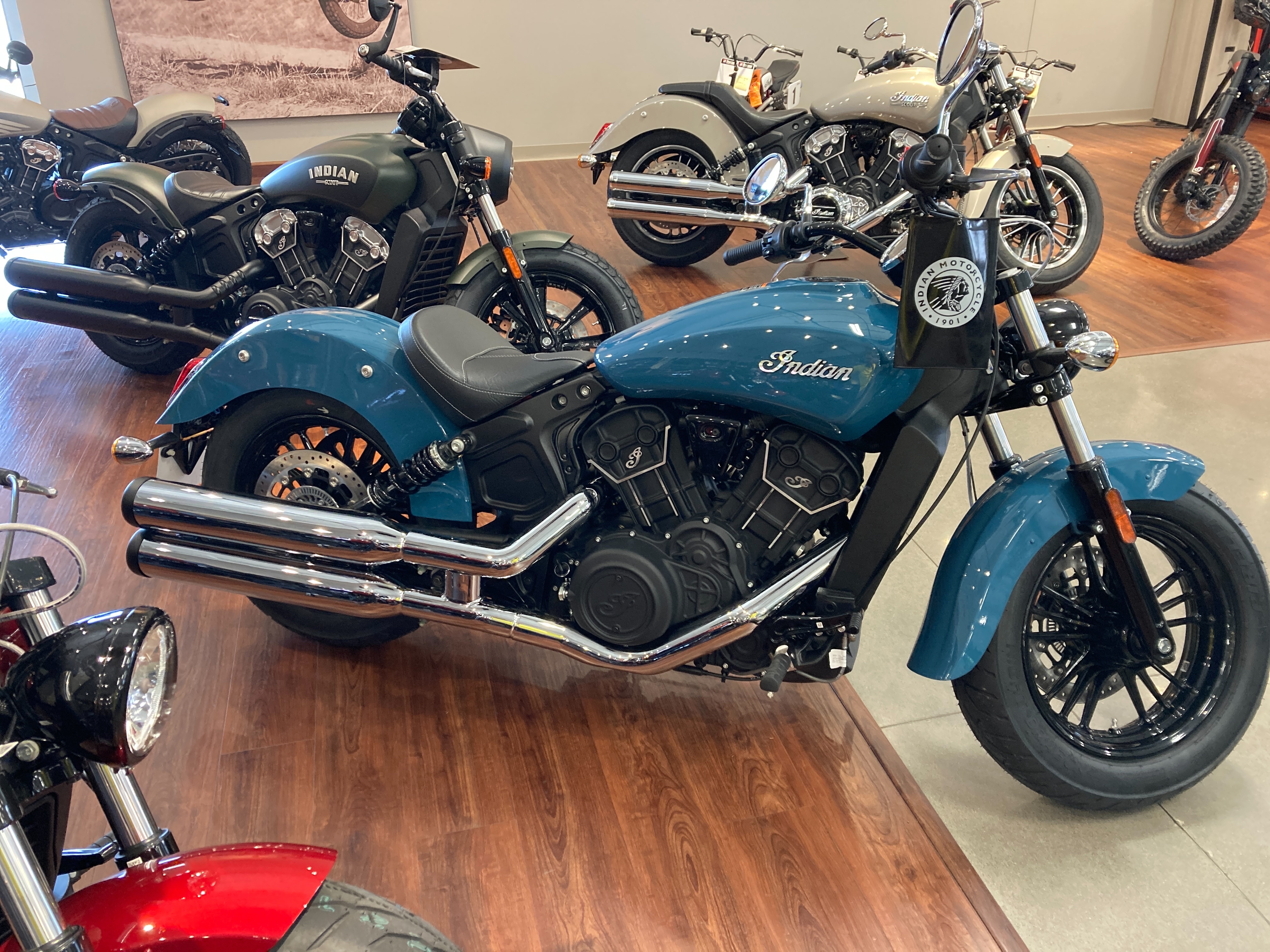 2023 Indian Motorcycle Scout Sixty at Brenny's Motorcycle Clinic, Bettendorf, IA 52722
