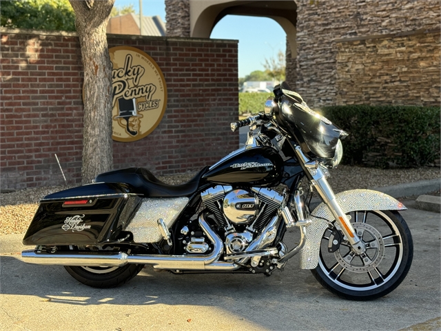 2016 Harley-Davidson Street Glide Base at Lucky Penny Cycles