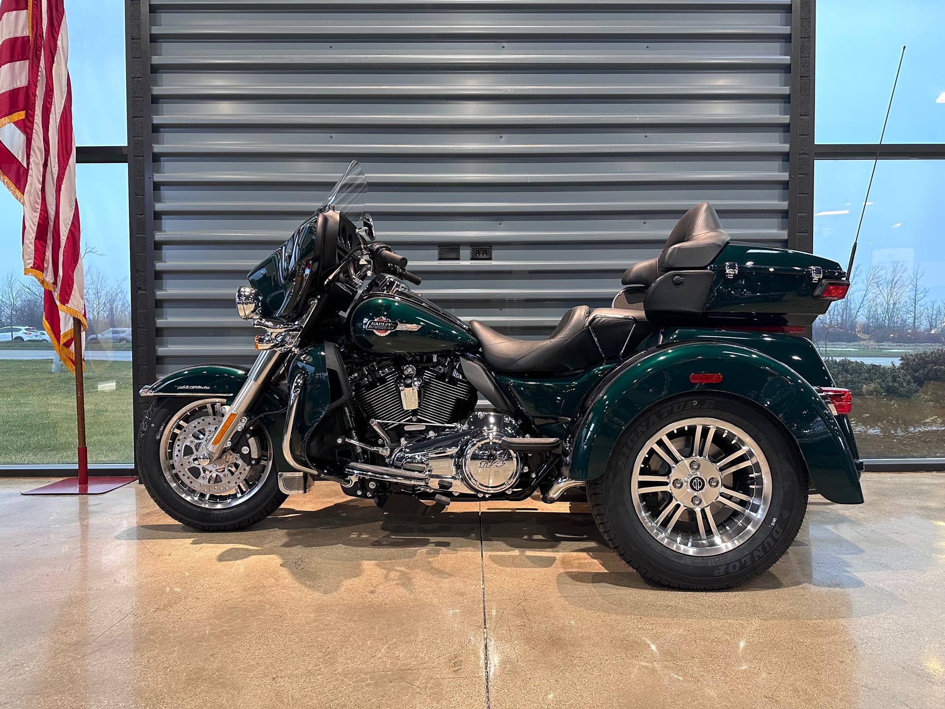 2024 Harley-Davidson Trike Tri Glide Ultra at Chi-Town Harley-Davidson