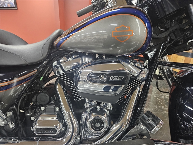 2019 Harley-Davidson Street Glide Base at Holeshot Harley-Davidson