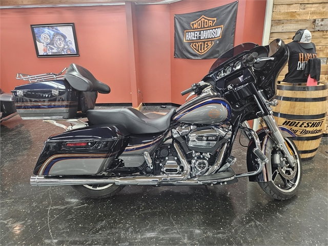 2019 Harley-Davidson Street Glide Base at Holeshot Harley-Davidson