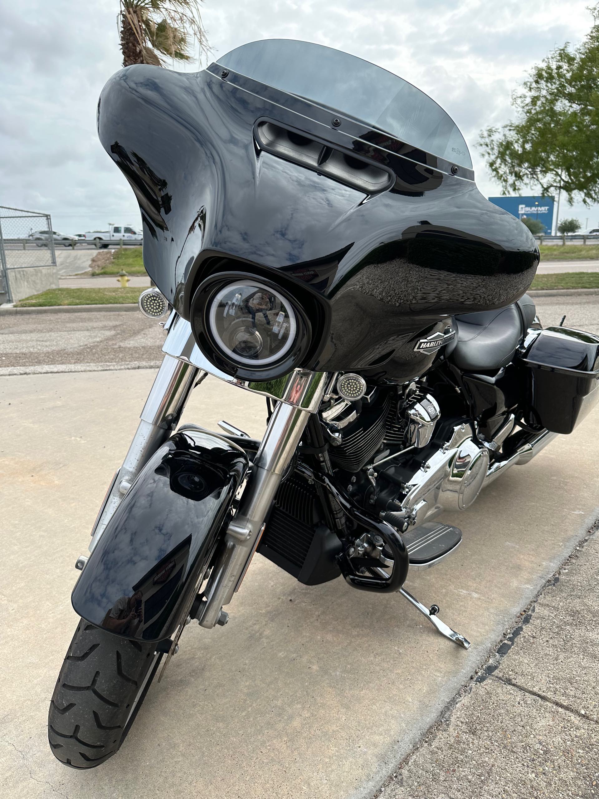 2022 Harley-Davidson Street Glide Base at Corpus Christi Harley Davidson