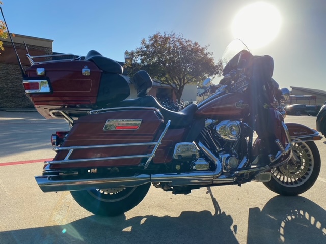 2010 Harley-Davidson Electra Glide Ultra Classic at Lucky Penny Cycles