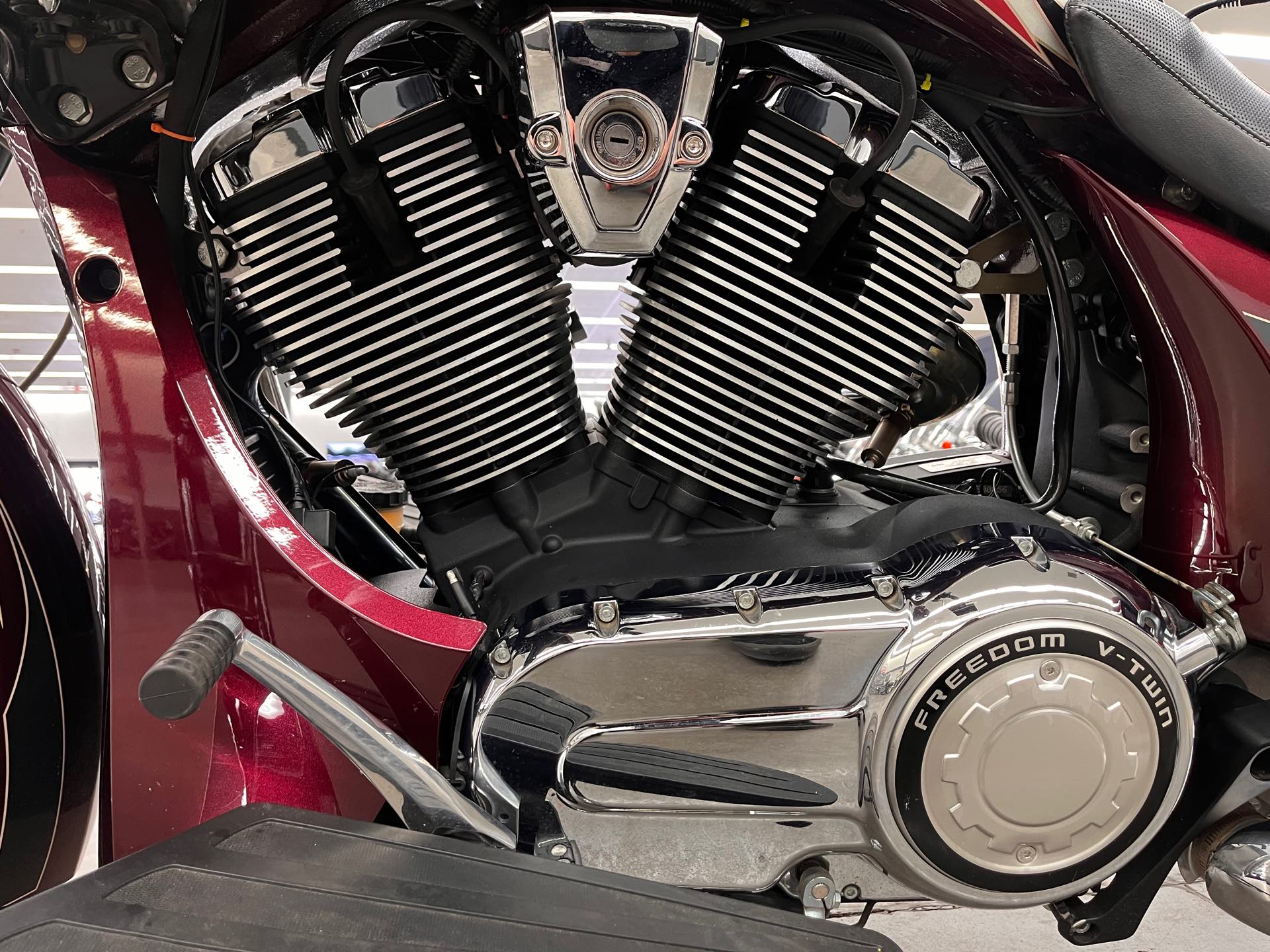 2015 Victory Magnum Ness at Aces Motorcycles - Denver