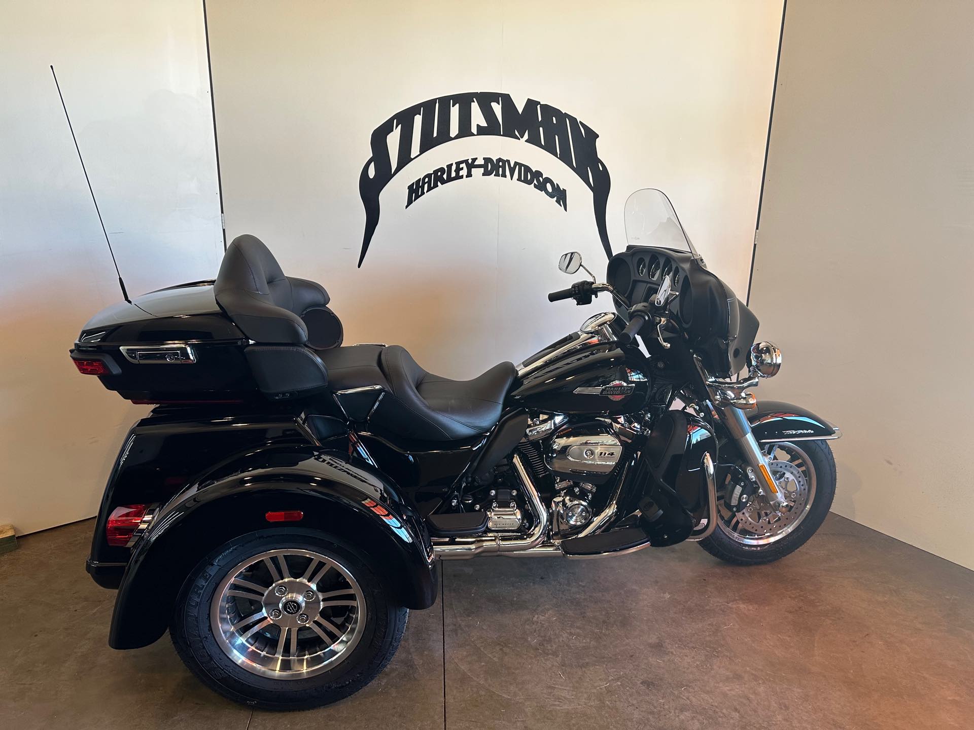 2024 Harley-Davidson Trike Tri Glide Ultra at Stutsman Harley-Davidson