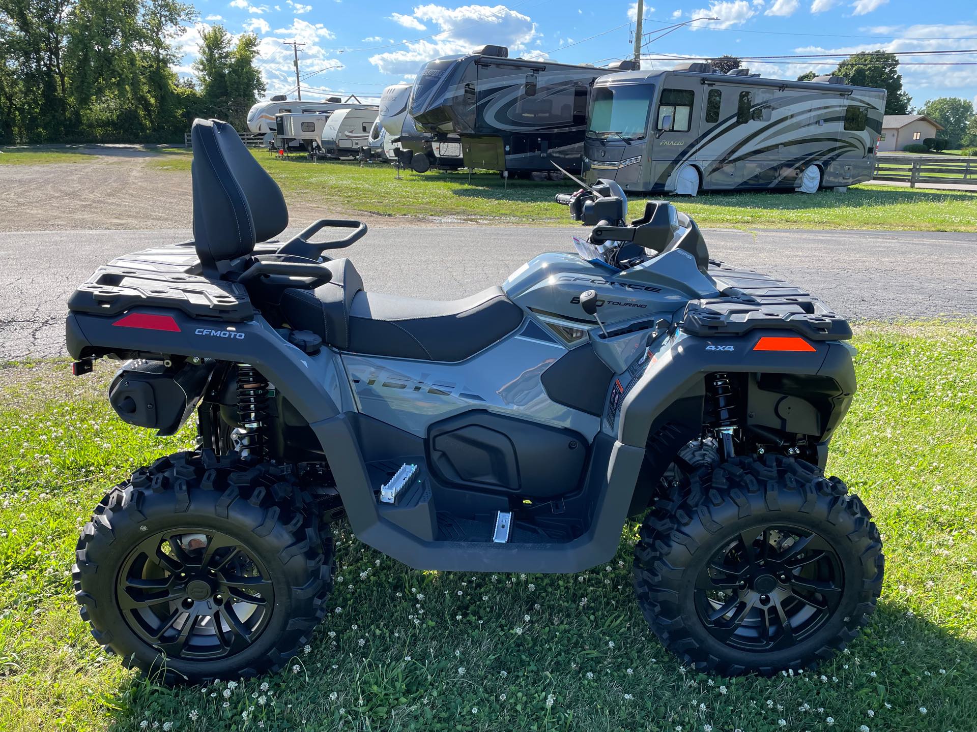 2024 CFMOTO CFORCE 800 Touring at Randy's Cycle