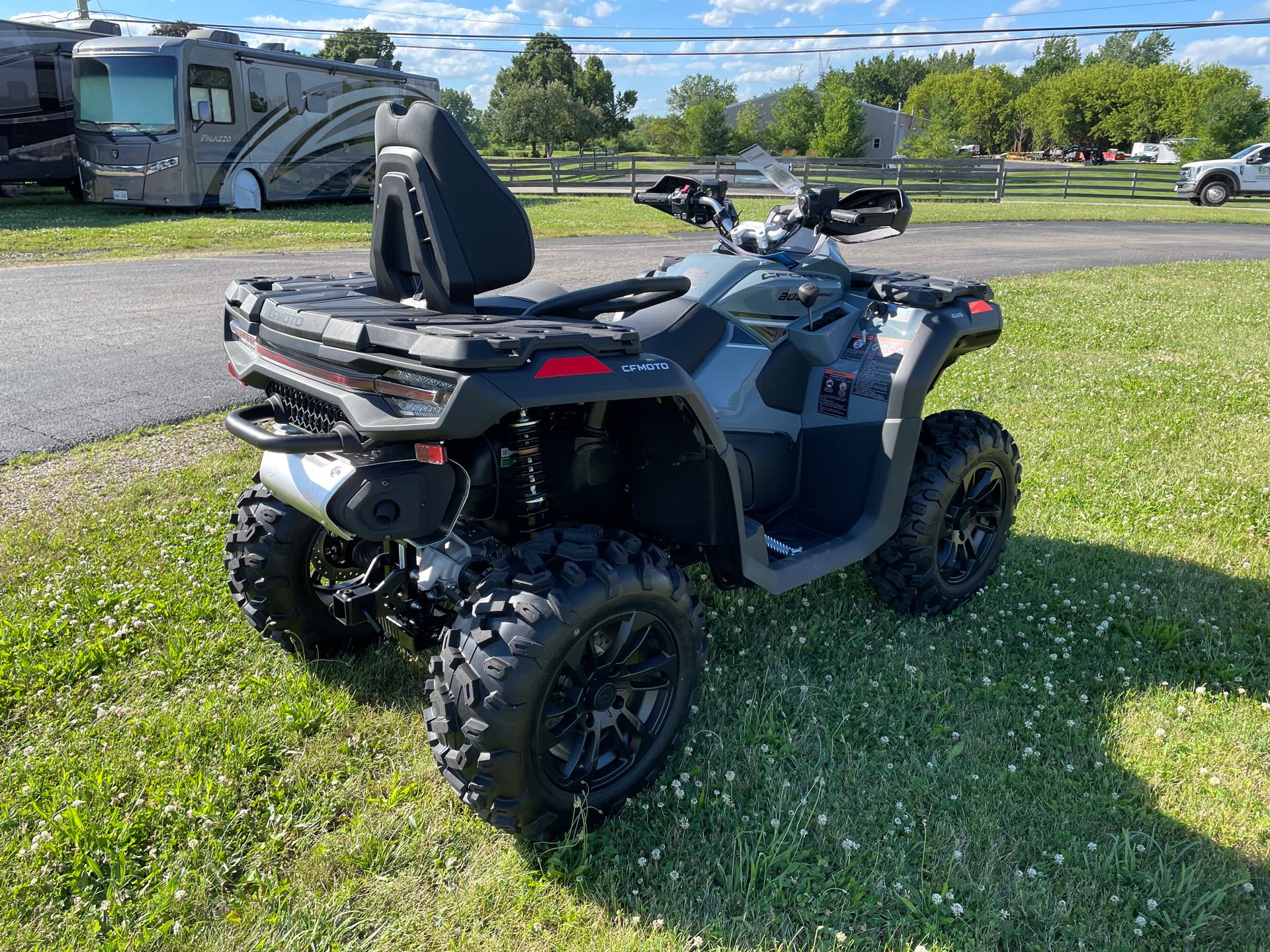 2024 CFMOTO CFORCE 800 Touring at Randy's Cycle