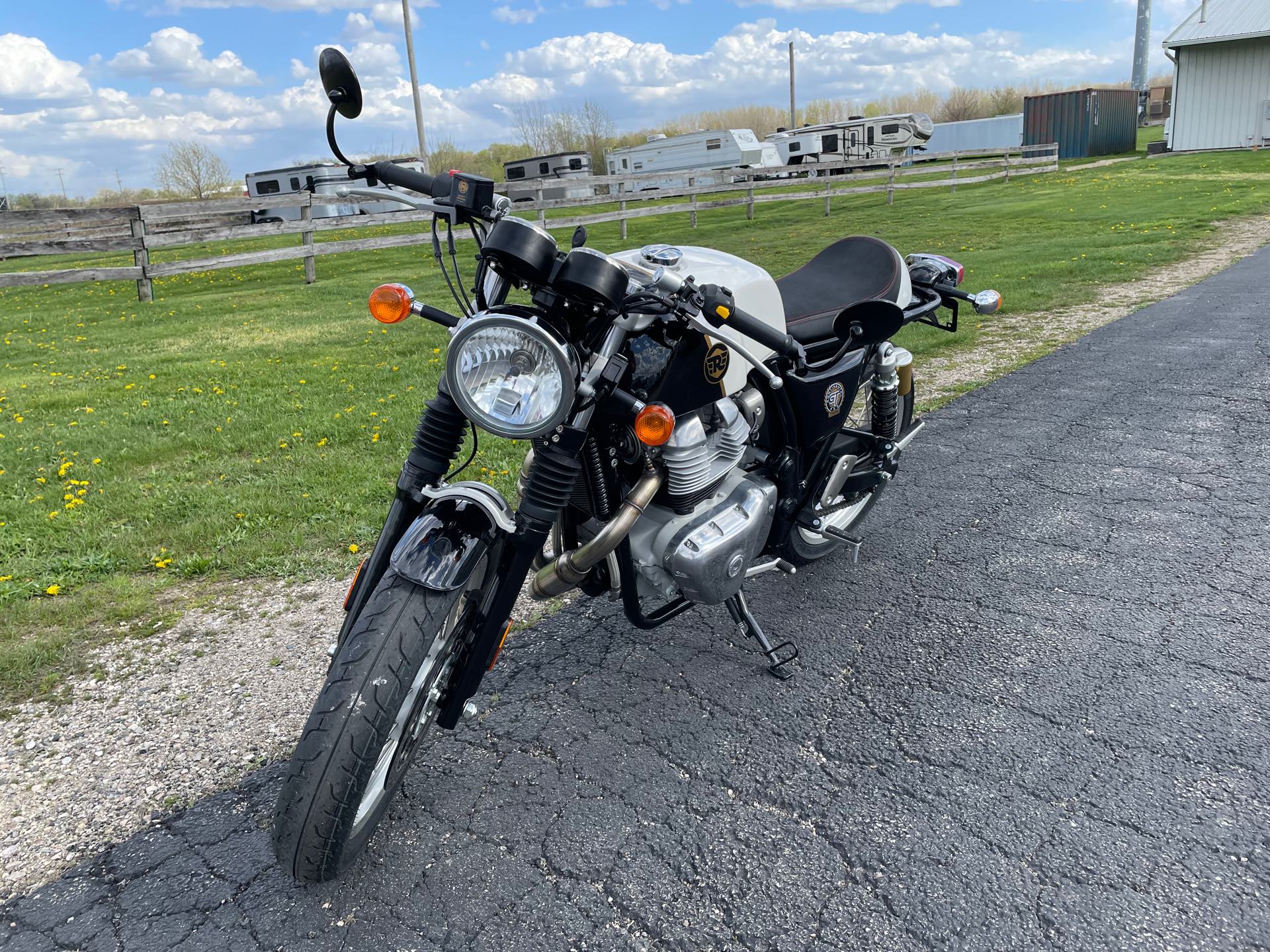 2023 Royal Enfield Twins Continental GT 650 at Randy's Cycle